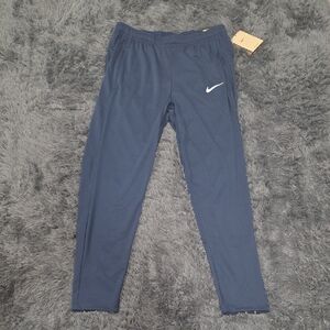 Nike- Dri Fit Academy Pro 24 Womens Soccer Pants. Size M. NWT!